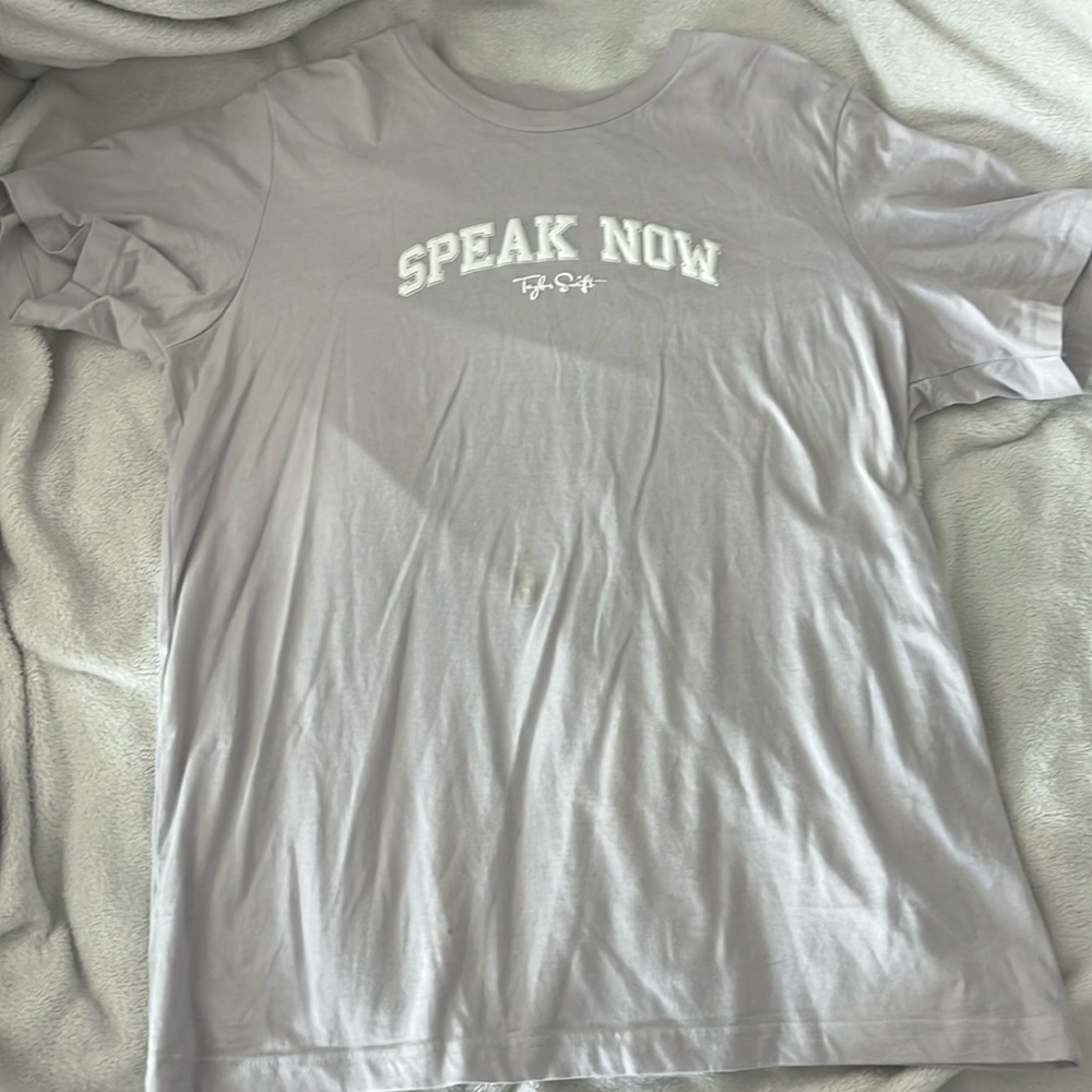 Official Taylor Swift Speak Now taylor's version light purple t shirt, large